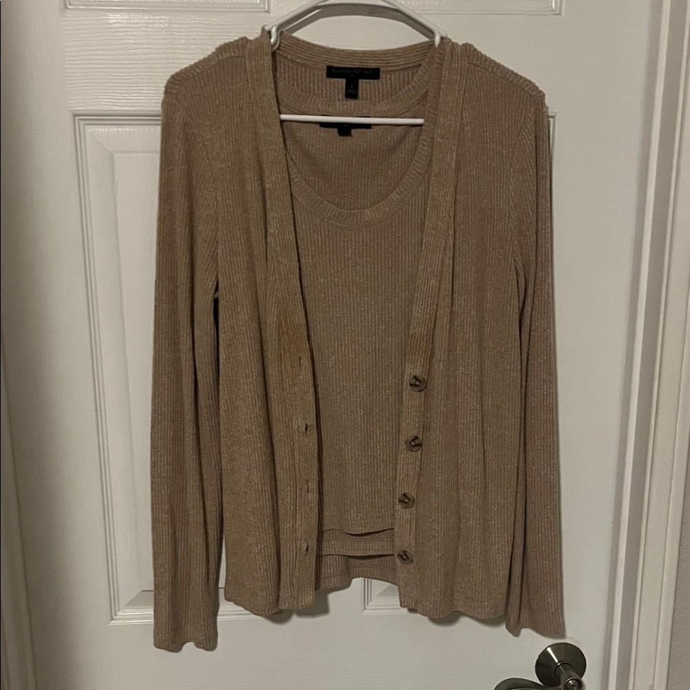 Banana Republic Women's Beige Cardigan Set